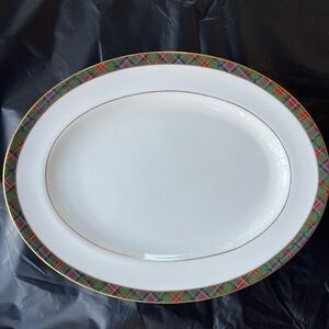Ralph Lauren Christmas Highland White Oval Platter with Tartan and Gold Trim